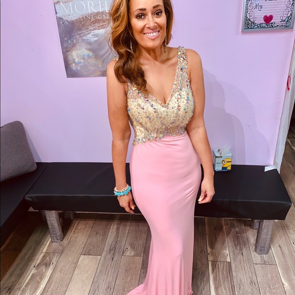 Stunning sheer pink gown NEW WITH TAGS! - Picture 2 of 6